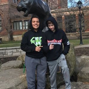 Meet your Posher, Kobe